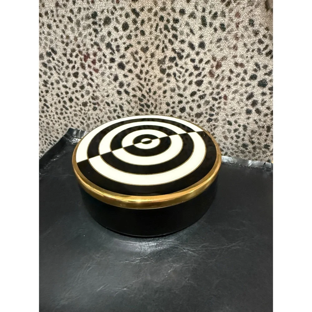 Jonathan Adler excellent perfect